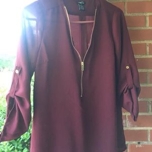 Long sleeve burgandy top